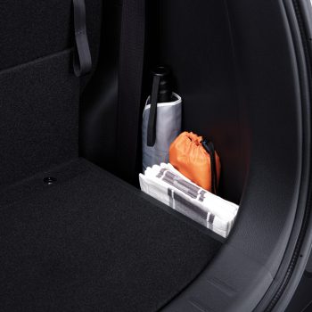 xpander cross interior 9